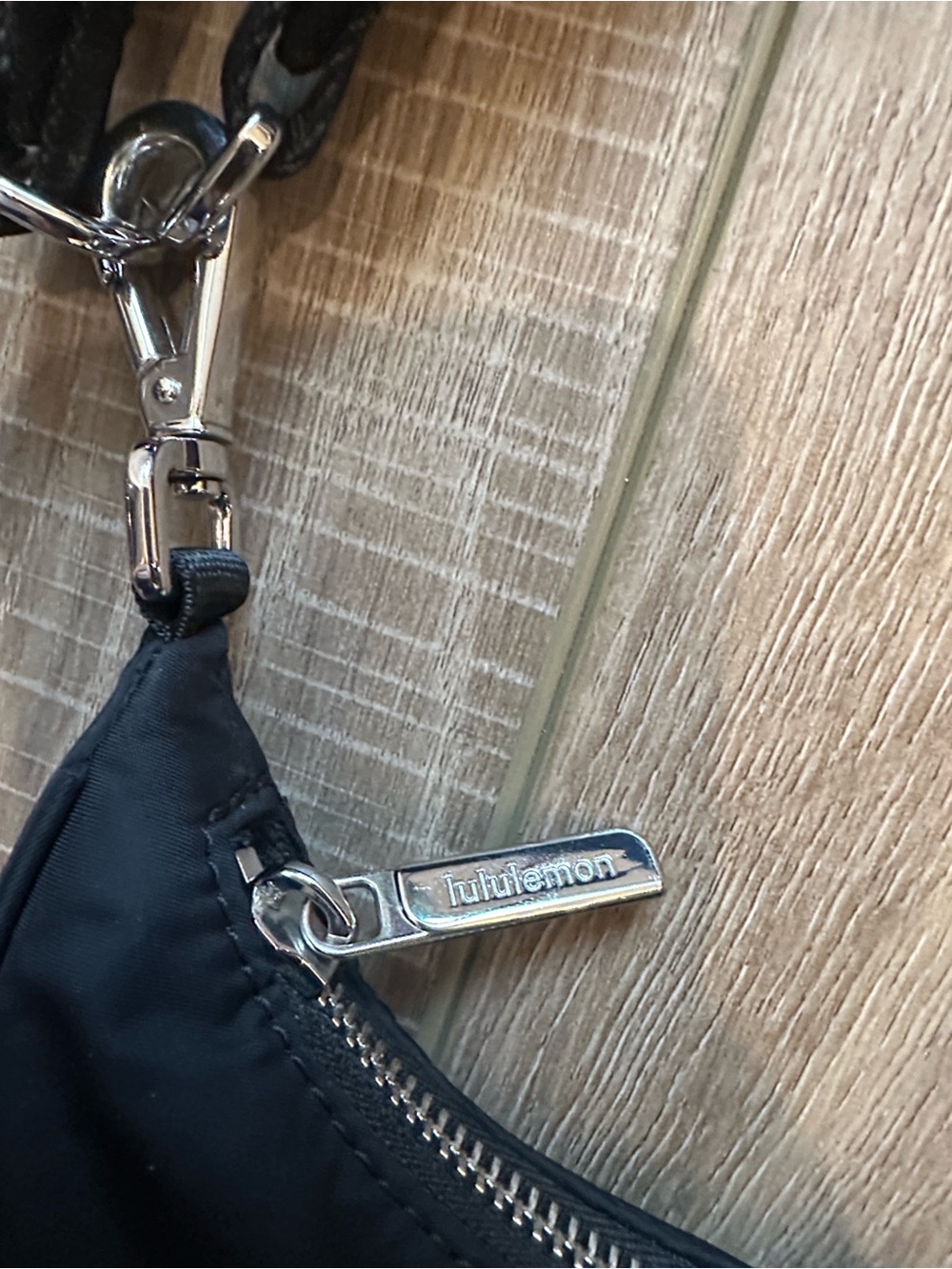 lululemon athletica City Essentials Small Shoulder Bag with Silver Logo Accent - Picture 4 of 13
